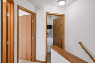 9060 Scarlet Globe Dr, Eden Prairie, MN 55347 - Photo 11