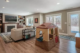 2482 Fieldstone Rd SW, Rochester, MN 55902 - Photo 51