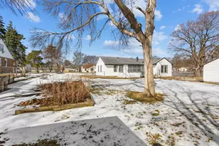 8601 1st Ave S, Bloomington, MN 55420 - Photo 3