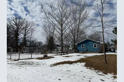 64 Cedar Street E, Motley, MN 56466 - Photo 3