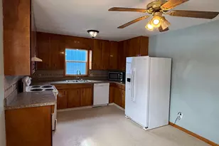 64 Cedar St E, Motley, MN 56466 - Photo 11