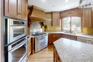 1209 Lewis Ave SW, Hutchinson, MN 55350 - Photo 65