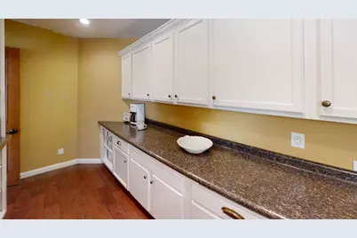 1209 Lewis Avenue SW, Hutchinson, MN 55350 - Photo 13