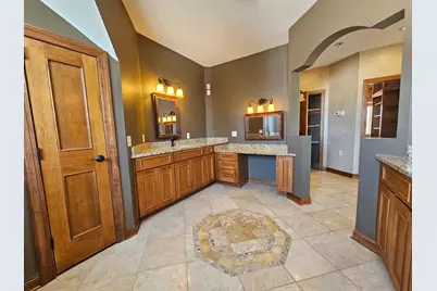 1209 Lewis Avenue SW, Hutchinson, MN 55350 - Photo 43