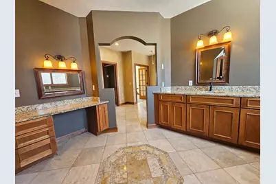 1209 Lewis Avenue SW, Hutchinson, MN 55350 - Photo 41