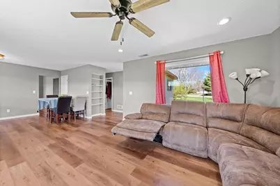 830 W 4th Street, Rush City, MN 55069 - Photo 7