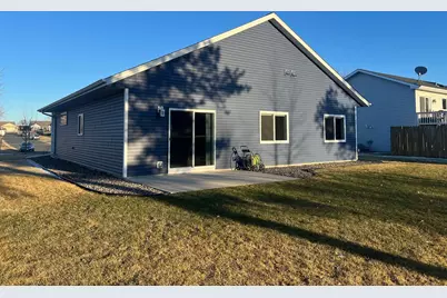 900 8th Avenue SW, Pine Island, MN 55963 - Photo 3