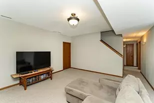 1308 38th St SW, Rochester, MN 55902 - Photo 7