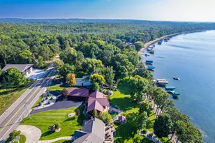 1380 S Shore Dr, Detroit Lakes, MN 56501 - Photo 5