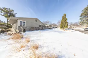 4605 W 62nd St, Edina, MN 55424 - Photo 47