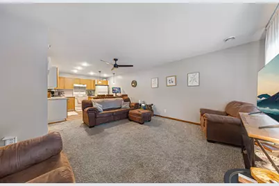 1816 Haralson Court, Saint Peter, MN 56082 - Photo 5