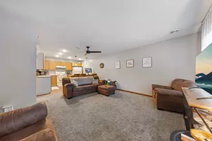 1816 Haralson Ct, Saint Peter, MN 56082 - Photo 5