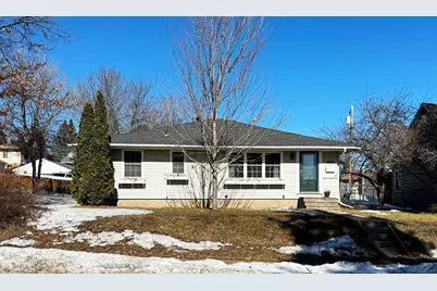 811 N 7th Street, Virginia, MN 55792 - Photo 1