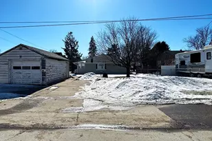 811 N 7th St, Virginia, MN 55792 - Photo 37