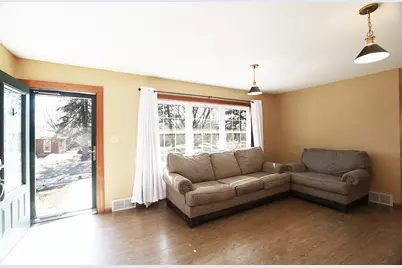 811 N 7th Street, Virginia, MN 55792 - Photo 3