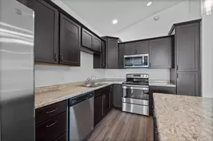 800 Elm Dr, Fairfax, MN 55332 - Photo 9