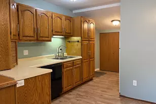 149 E 5th St, Saint Charles, MN 55972 - Photo 3