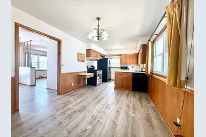 7107 Girard Avenue N, Brooklyn Center, MN 55430 - Photo 9