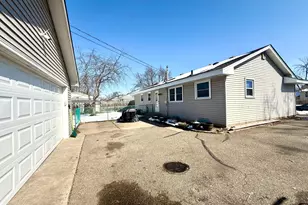 7107 Girard Ave N, Brooklyn Center, MN 55430 - Photo 41