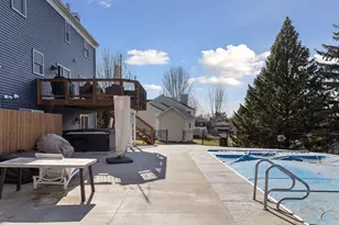 2423 Pond Ave E, Maplewood, MN 55119 - Photo 45