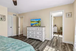 2423 Pond Ave E, Maplewood, MN 55119 - Photo 27