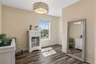 2423 Pond Ave E, Maplewood, MN 55119 - Photo 29