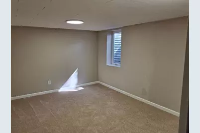 812 McKnight Road N, Maplewood, MN 55119 - Photo 17