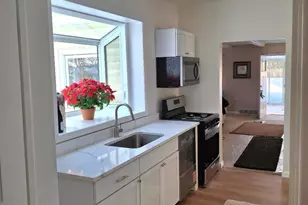 812 McKnight Rd N, Maplewood, MN 55119 - Photo 9