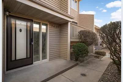 7607 Harold Avenue, Golden Valley, MN 55427 - Photo 37