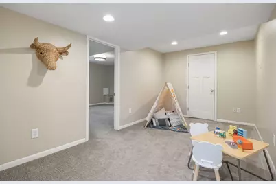 5424 Highwood Drive W, Edina, MN 55436 - Photo 27