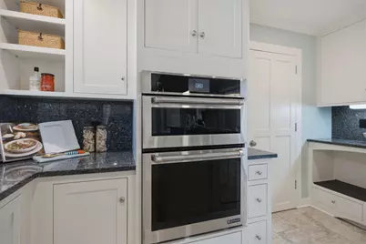 5424 Highwood Drive W, Edina, MN 55436 - Photo 9