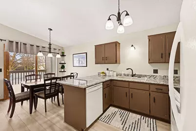 851 Sherwood Road, Shoreview, MN 55126 - Photo 9