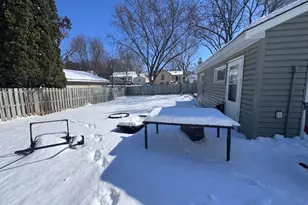 421 Jefferson Ave S, Hopkins, MN 55343 - Photo 3