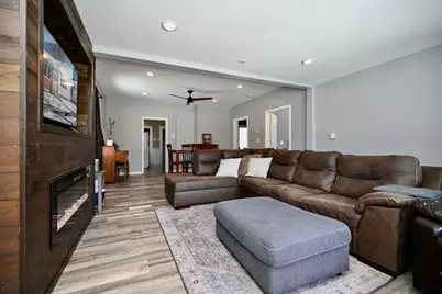 518 E Wabasha Street, Winona, MN 55987 - Photo 5