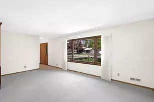 173 Yoho Dr, Anoka, MN 55303 - Photo 3