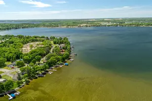 487 Shorewood Dr, Detroit Lakes, MN 56501 - Photo 45