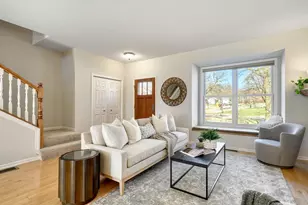 971 St Paul Ave, Saint Paul, MN 55116 - Photo 5