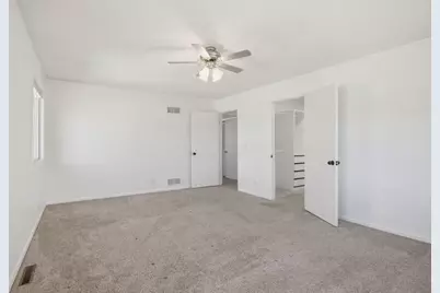 2063 Parkway Drive, North Saint Paul, MN 55109 - Photo 15