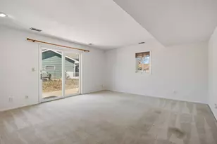 2063 Parkway Dr, North Saint Paul, MN 55109 - Photo 23