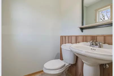 2063 Parkway Drive, North Saint Paul, MN 55109 - Photo 23