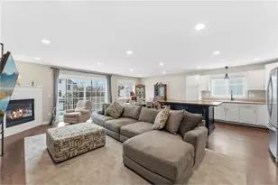 7598 Crimson Ln, Savage, MN 55378 - Photo 5