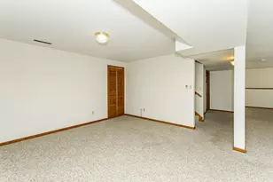 2609 20th Ave SE, Rochester, MN 55904 - Photo 17