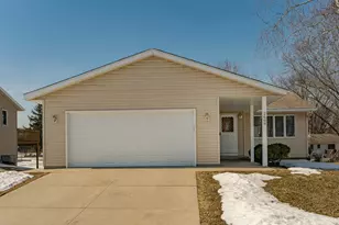 2609 20th Ave SE, Rochester, MN 55904 - Photo 1