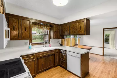 18010 County Road 6, Plymouth, MN 55447 - Photo 7
