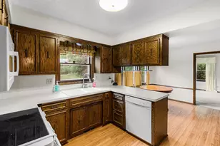 18010 County Rd 6, Plymouth, MN 55447 - Photo 7