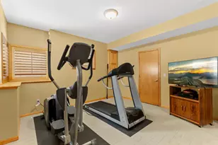 10556 Prairie Lakes Dr, Eden Prairie, MN 55344 - Photo 41