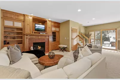 10556 Prairie Lakes Drive, Eden Prairie, MN 55344 - Photo 35