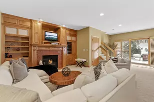 10556 Prairie Lakes Dr, Eden Prairie, MN 55344 - Photo 35