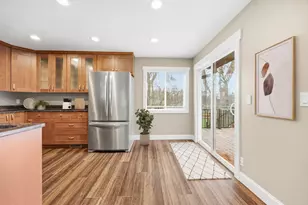 3670 Robinwood Terrace, Minnetonka, MN 55305 - Photo 7