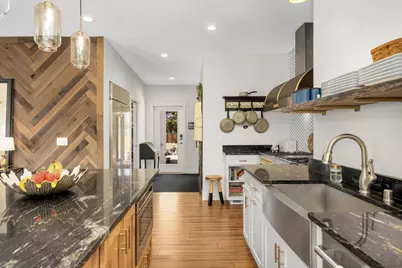 1057 Esther Lane, Mendota Heights, MN 55118 - Photo 15